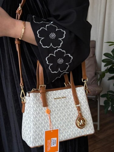 شنط مايكل كروس