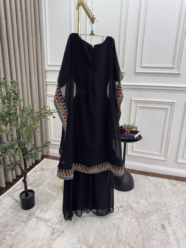 جلابيه باربي + شيفون اصلي درجه اولى بتطريز كمبيوتر...