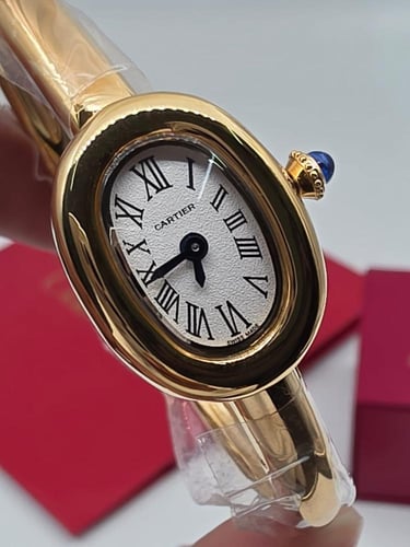 ساعة بينوار النسائية من كارتير