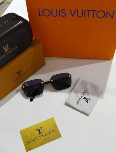 عروض اليوام الوطني. نظارتين ب 180