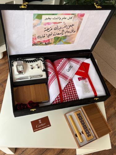 طقم هدايارجالية كاتير