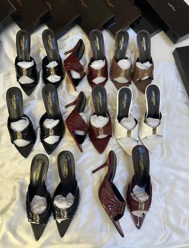 كعب سان لوران