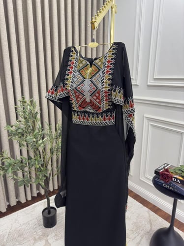 جلابيه باربي + شيفون اصلي درجه اولى بتطريز كمبيوتر...