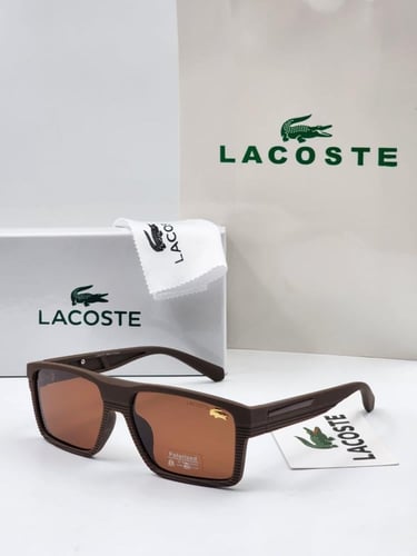 ثلاث نظارات ب 200 ريال