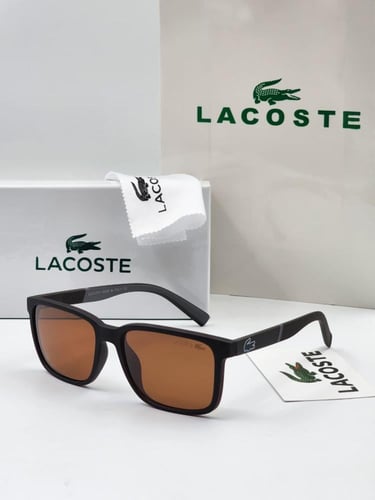 ثلاث نظارات ب 200 ريال