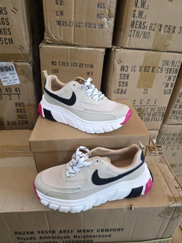 شوزات نايكي NIKE
