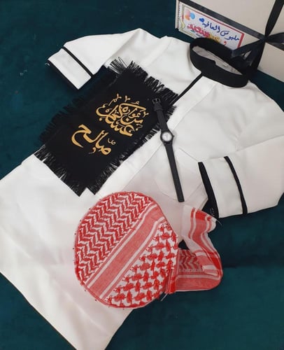 طقم العيد 3 قطع. ▪️ثوب ولادي .