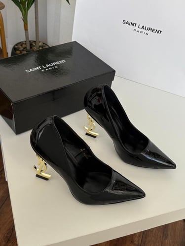 كعب سان لوران