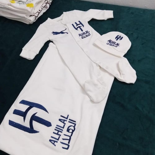 اطقم مواليد فخاااامه. ◽ طقم يتكون من 5قطع⚜️