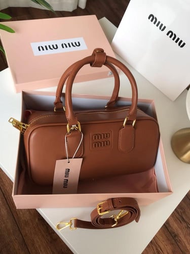 شنط ميو ميو هاي كوالتي