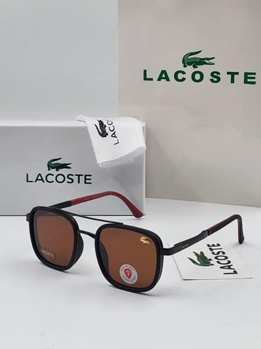 ثلاث نظارات ب 200 ريال