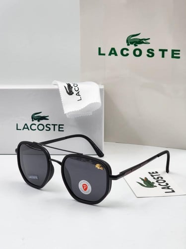 ثلاث نظارات ب 200 ريال