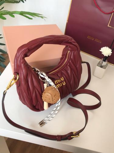 ميوميو. MIU MIU كوالتي