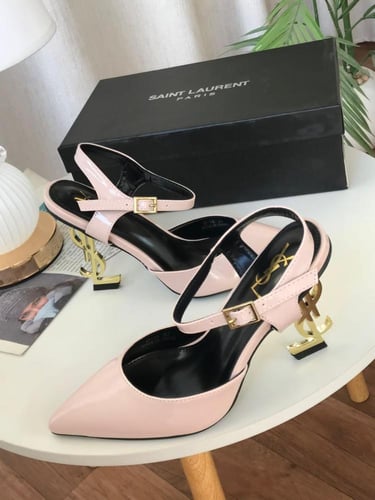 كعب سان لوران