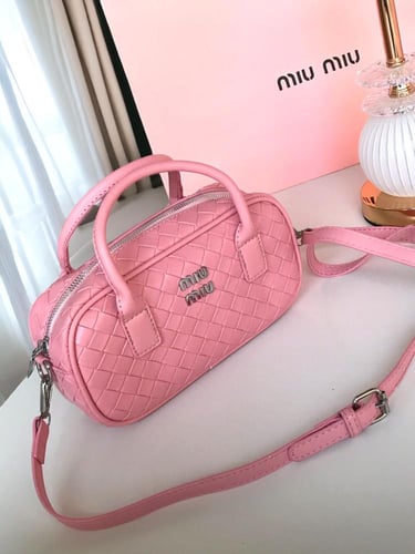 شنط ميو ميو هاي كوالتي