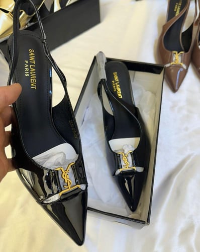 كعب سان لوران