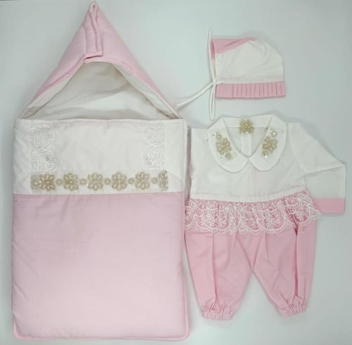 ◻️طقم مواليد 4 قطع.