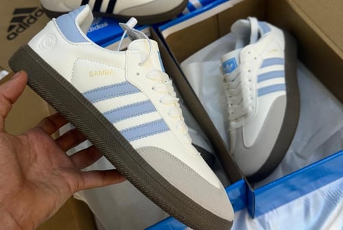 شوزات نسائي