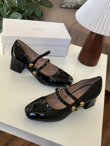 كعب كوتش مع جميع الملحقات