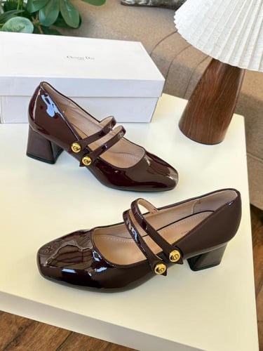 كعب كوتش مع جميع الملحقات