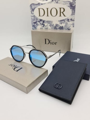 طقم__ رجالي جديد من ديور.. نظاره مع المحفظه..