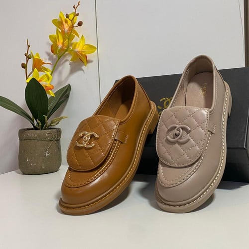 عرض على جزم شانيل