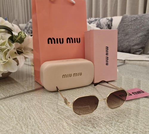 نظارات ميوميونساي مع كافة ملحقاتها