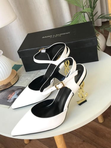 كعب سان لوران