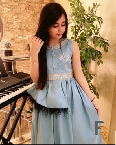 عرض خااااااااص و تحطيم الأسعار فساتين بناتيه تصميم...