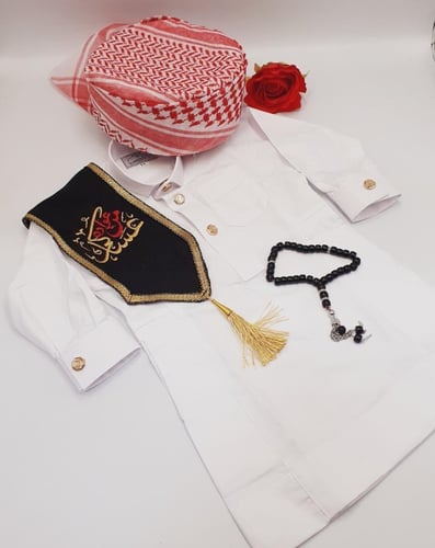 طقم ولادي ▪️ثوب كبك سعودي . ▪️وشاح بالاسم حسب الطل...