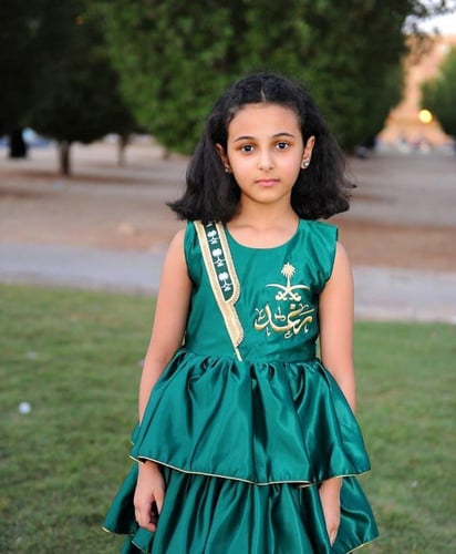 فستان بناتي العيد الوطني