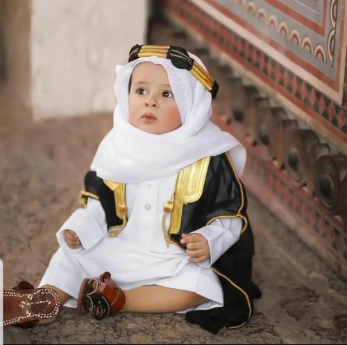 طقم تأسيس ولادي . بشت بالاسم حسب الطلب