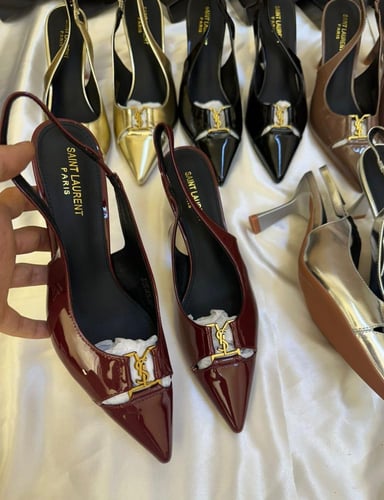 كعب سان لوران