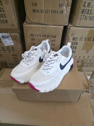 شوزات نايكي NIKE