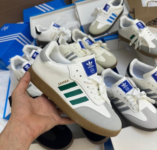 شوزات نسائي