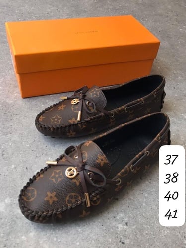 جزم هاكوالتي بعلبةالمااركة