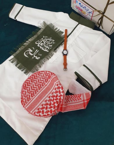 طقم العيد 3 قطع. ▪️ثوب ولادي .