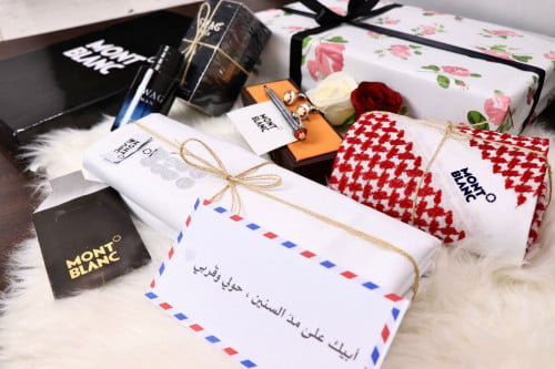 طقم،،هدايا من مونت بلاك