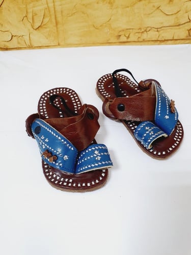 طقم تأسيس ولادي . بشت بالاسم حسب الطلب