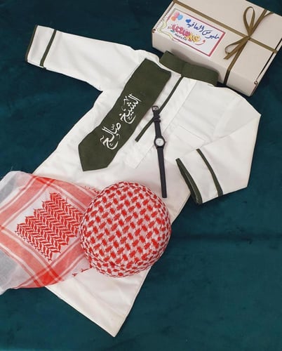 افضل اهداء. ◻️طقم العيد 4 قطع