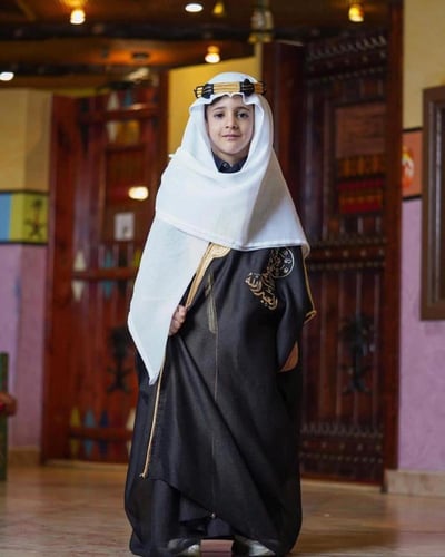 عروض يوم التأسيس طقم 4 قطع ولادي .