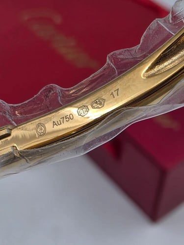 ساعة بينوار النسائية من كارتير