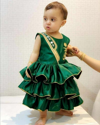 فستان بناتي العيد الوطني