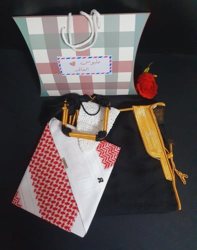 طقم تأسيس ولادي . بشت بالاسم حسب الطلب