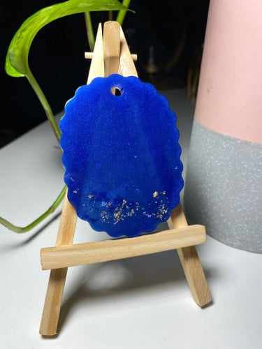 تعليقة سيارة كحلي