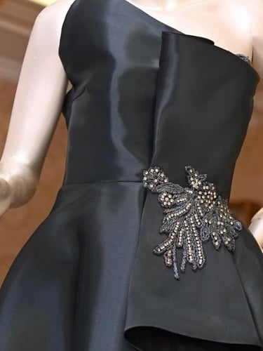 فستان سهرة زيتي