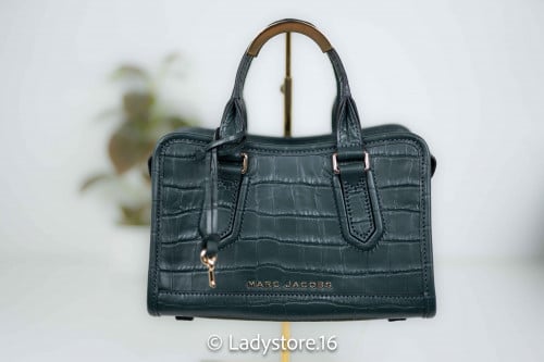 Marc Jacobs Croc Leather Bag - أخضر