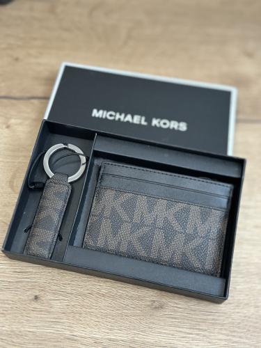 Michael kors gift box - card case and keychain