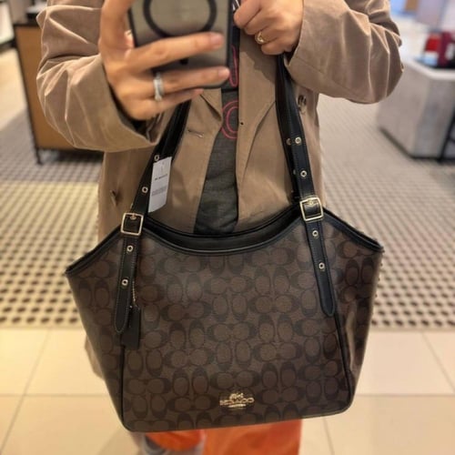 Coach Meadow Shoulder Bag