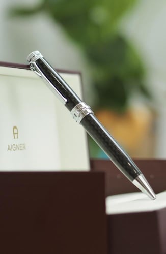 Aigner Pen set box with silver cufflink